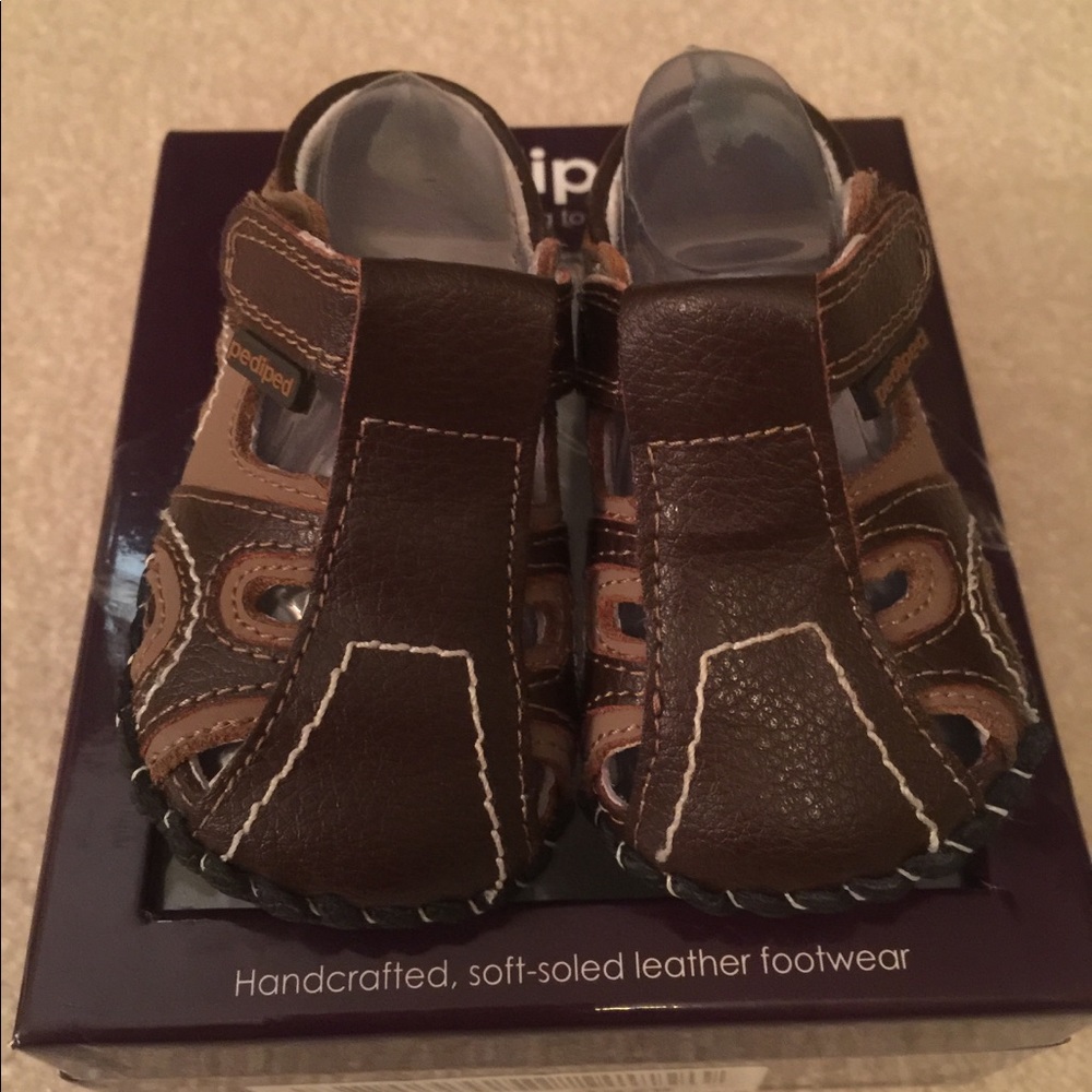 Pediped Infant shoes, size XS (0-6 months)